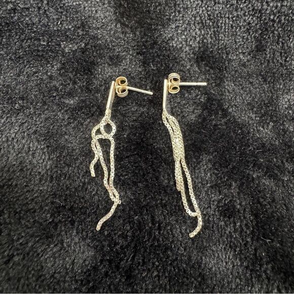 Saviano Silver Chain Earrings - Picture 6 of 7